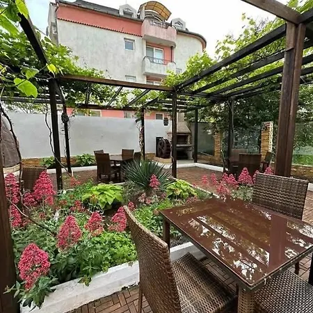 Szálloda бордо Csernomorec